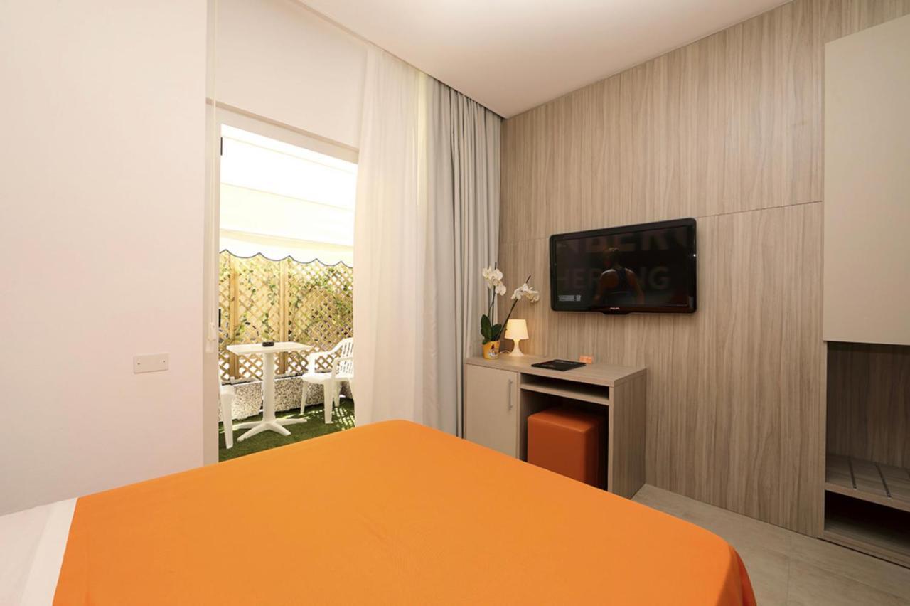 Hotel Simi Lan ลินญาโน ซับเบียโดโร ภายนอก รูปภาพ
